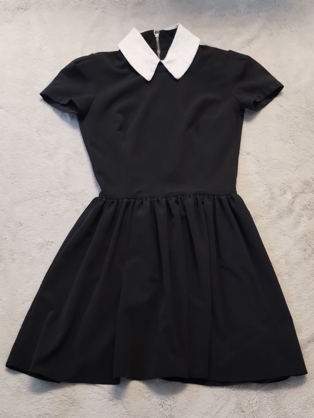 Deandri Dress